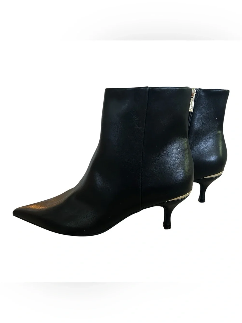 GUESS Women’s Black Faux Leather Kitten Heel Booties Ankle Boots Sz 6.5 NEW